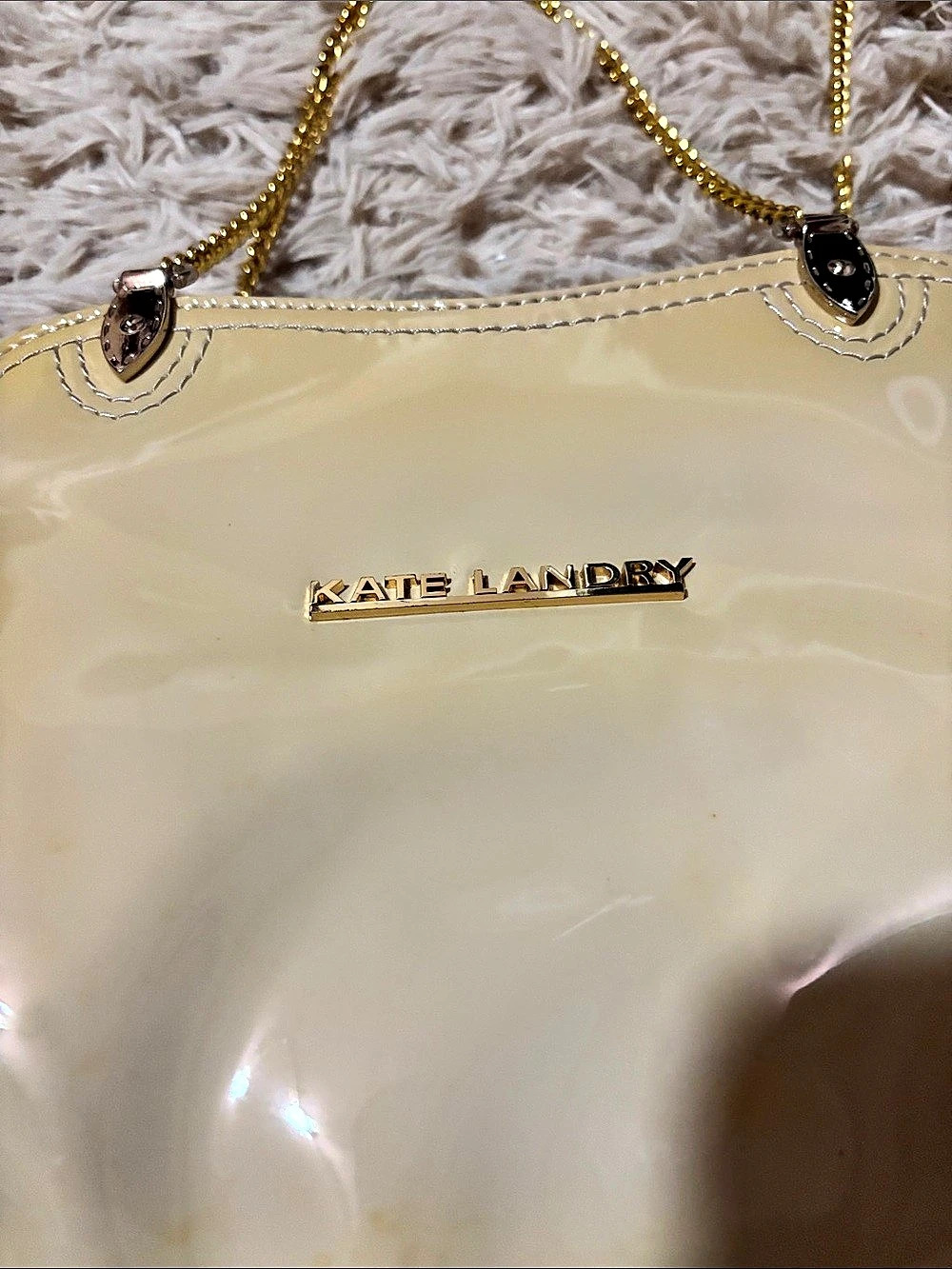 Kate Landry Shoulder Bag in Cream - Picture 3 of 4